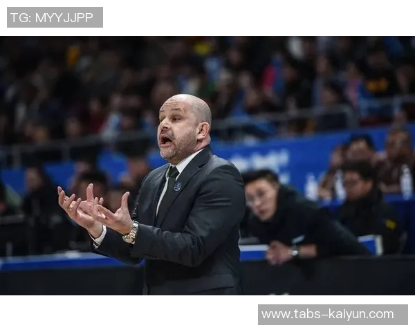 五年之后再度无缘八强，雅尼斯走了，首钢何去何从？